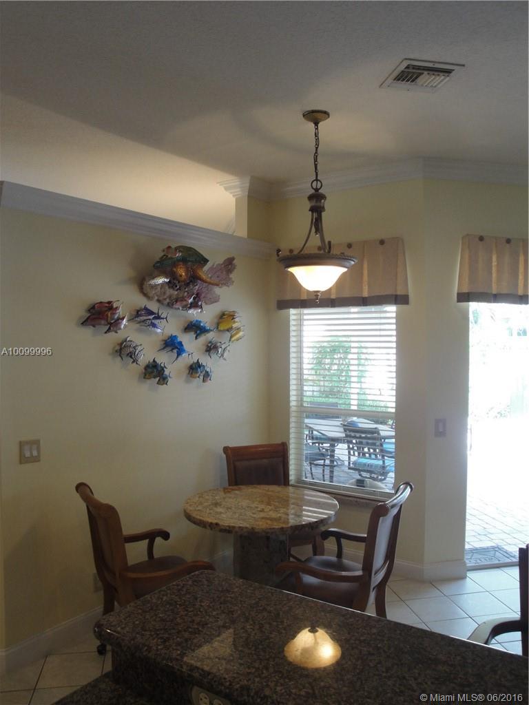 Stoneridge Lake Estates - Residential