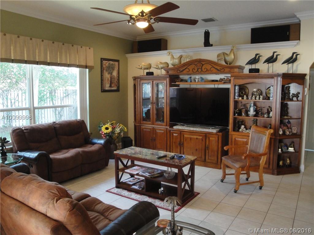 Stoneridge Lake Estates - Residential