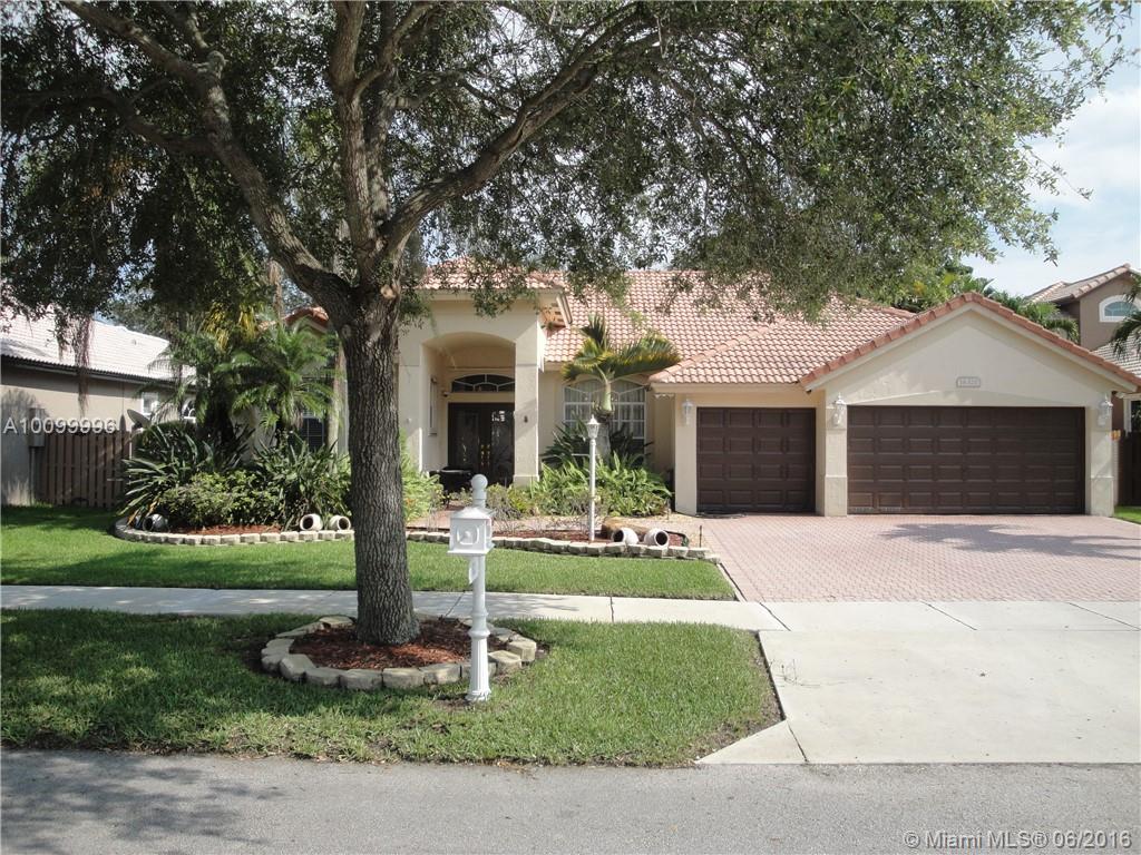 Stoneridge Lake Estates - Residential