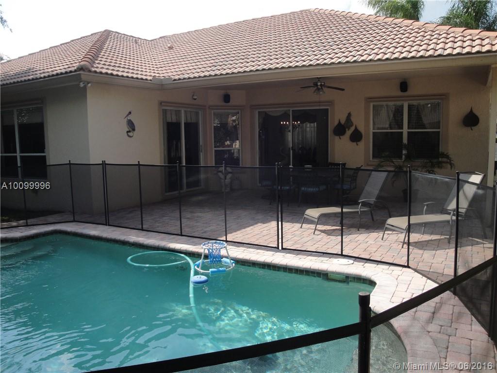 Stoneridge Lake Estates - Residential