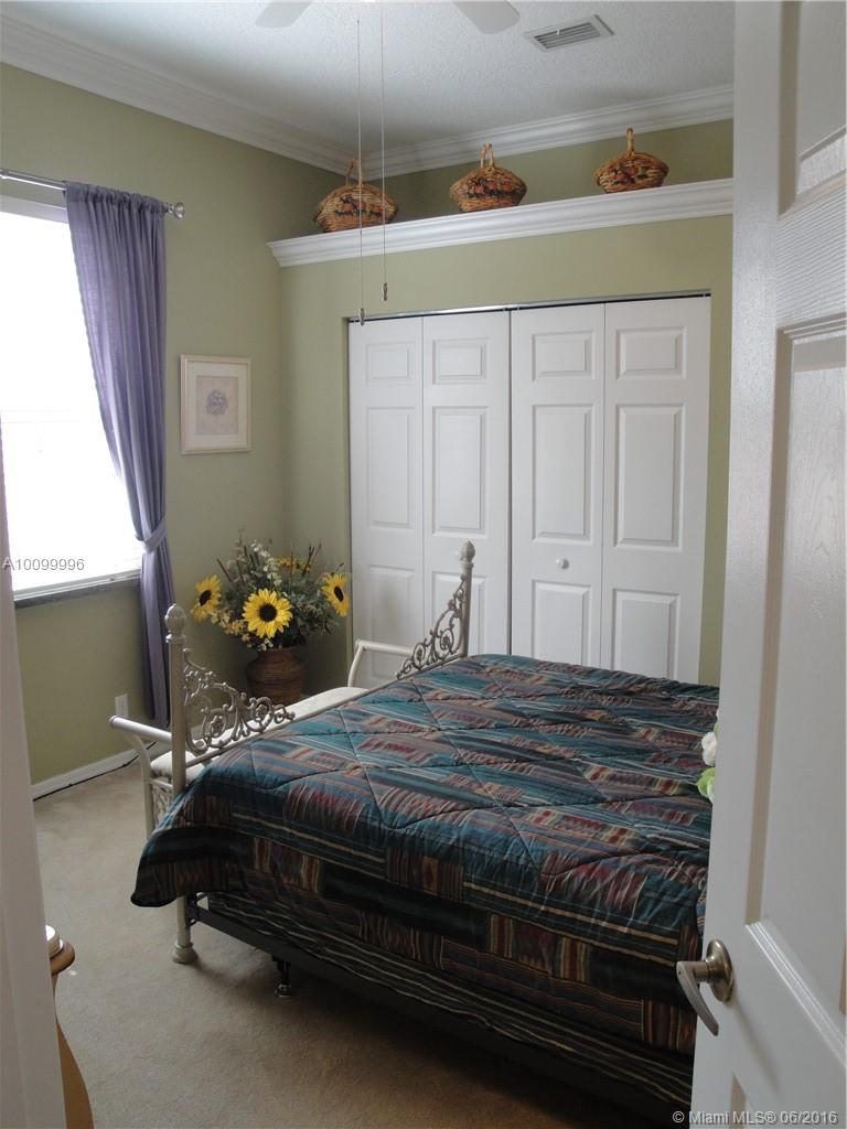 Stoneridge Lake Estates - Residential