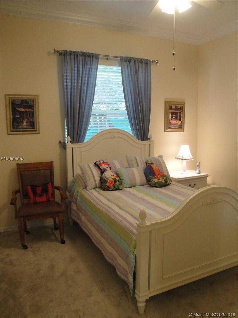 Stoneridge Lake Estates - Residential