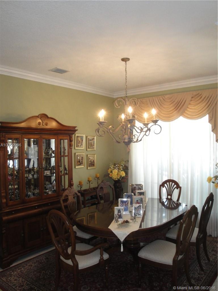 Stoneridge Lake Estates - Residential