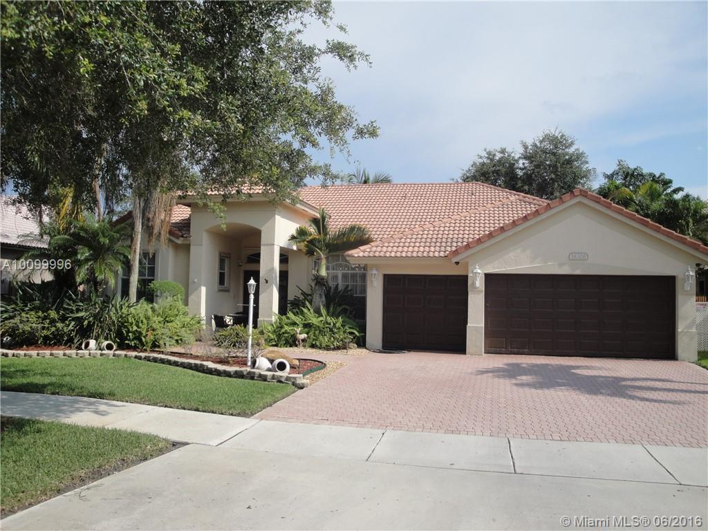 Stoneridge Lake Estates - Residential