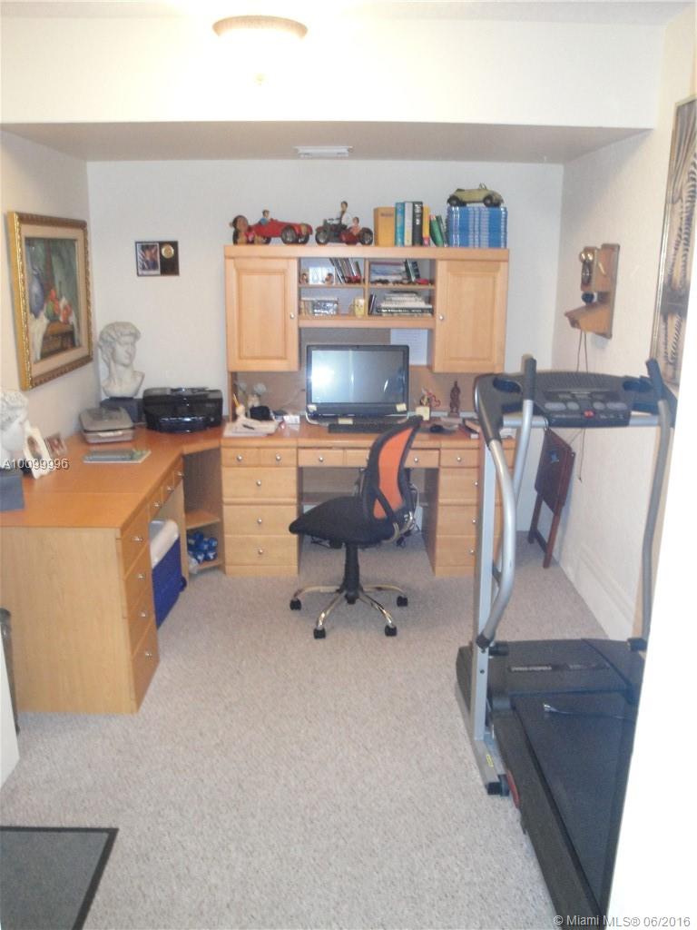 Stoneridge Lake Estates - Residential