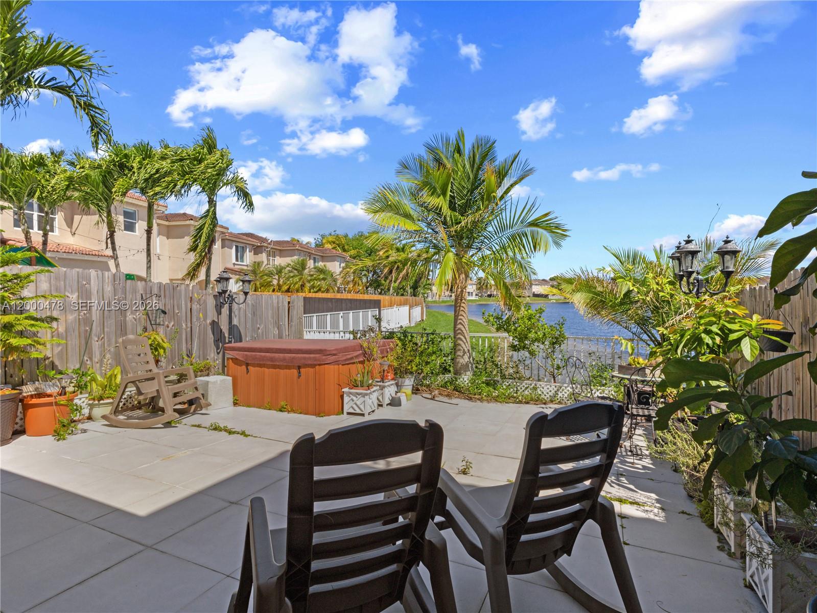 AB AT TAMIAMI TRAIL PHASE - Residential