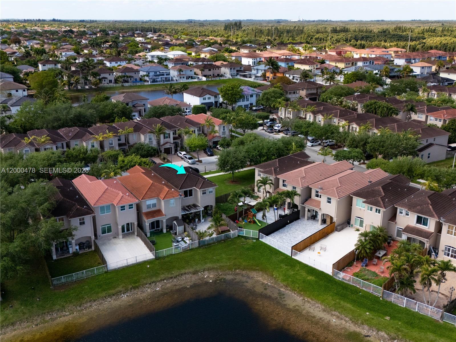 AB AT TAMIAMI TRAIL PHASE - Residential