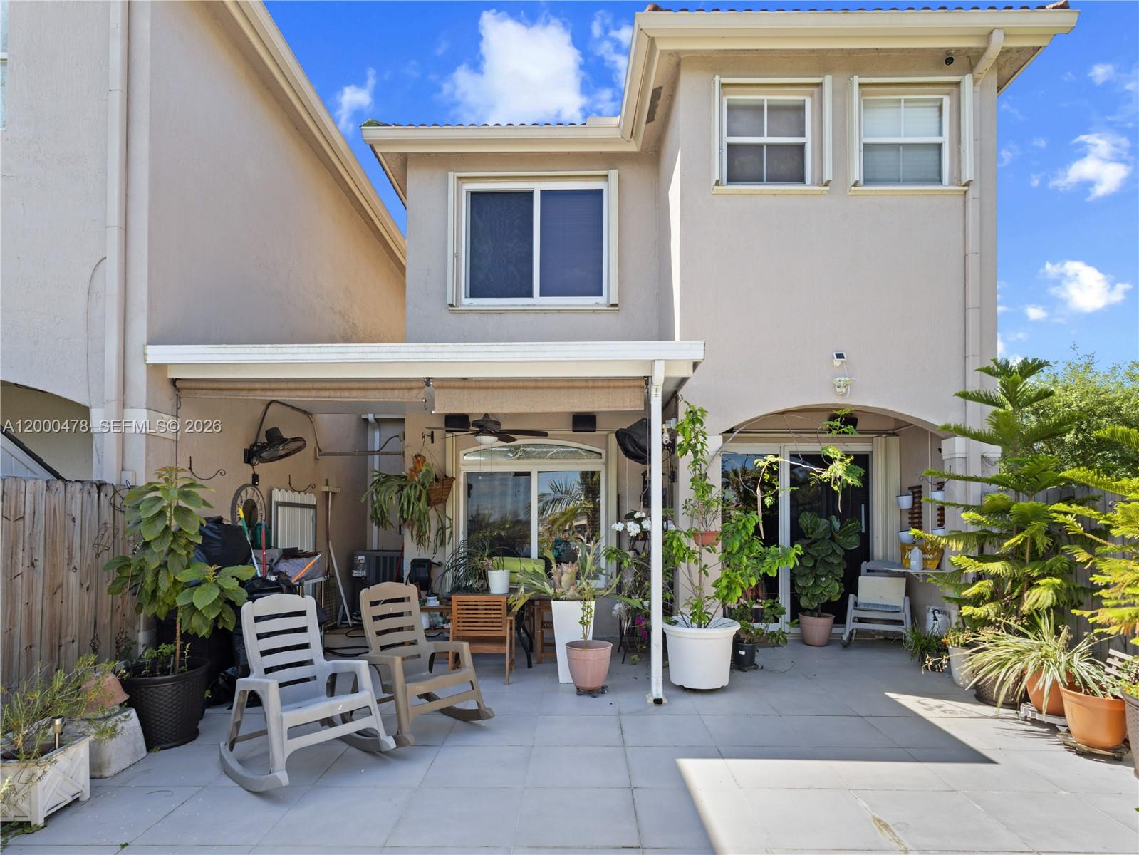 AB AT TAMIAMI TRAIL PHASE - Residential