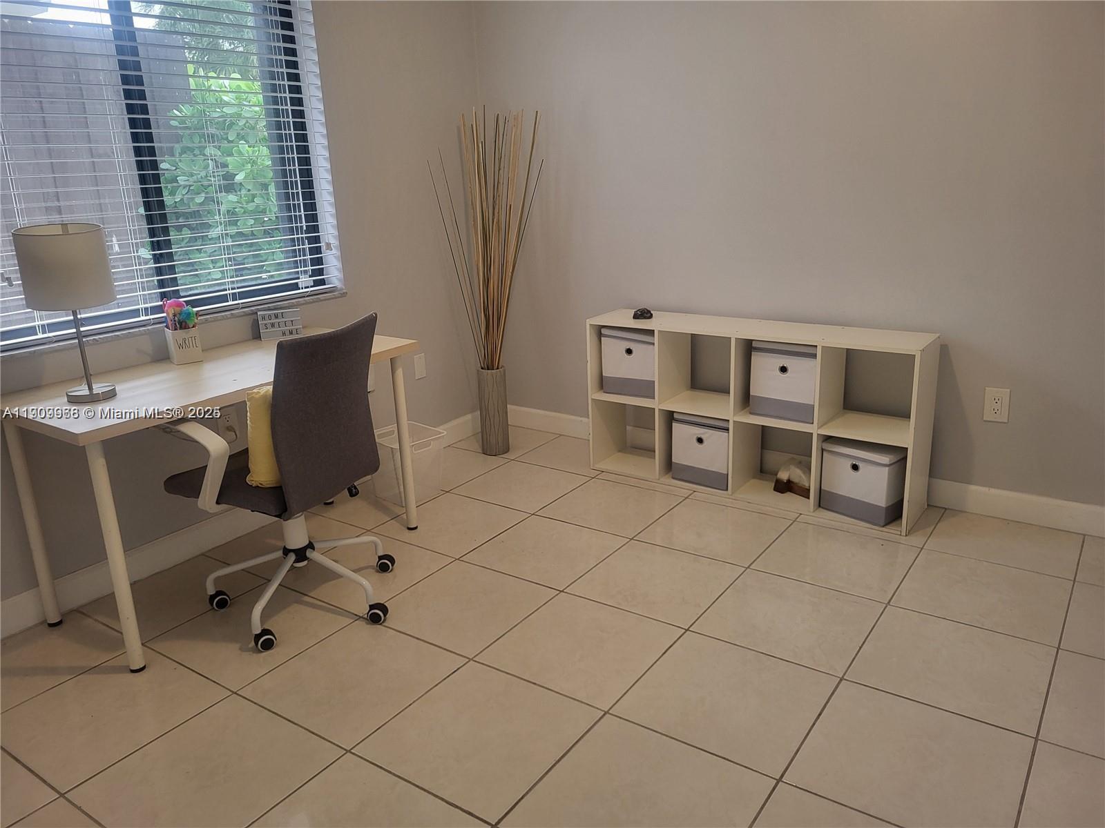 HOMES OF CORAL WAY - Residential Lease