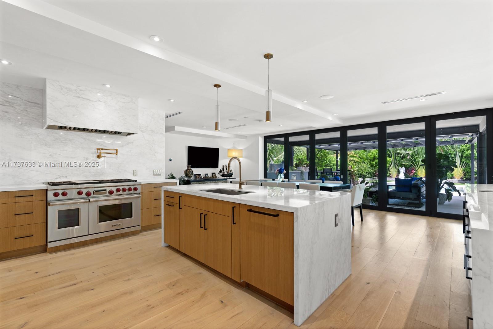 LAKE VIEW HEIGHTS SUB - Residential