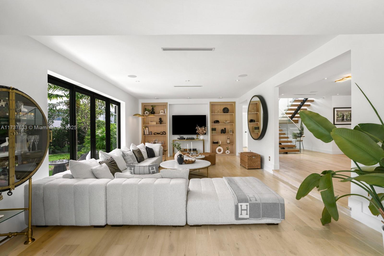 LAKE VIEW HEIGHTS SUB - Residential