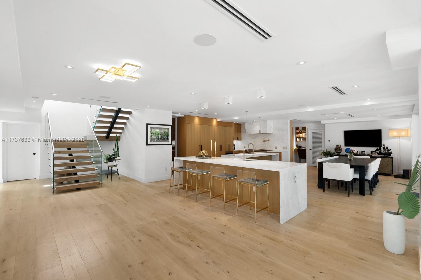 LAKE VIEW HEIGHTS SUB - Residential