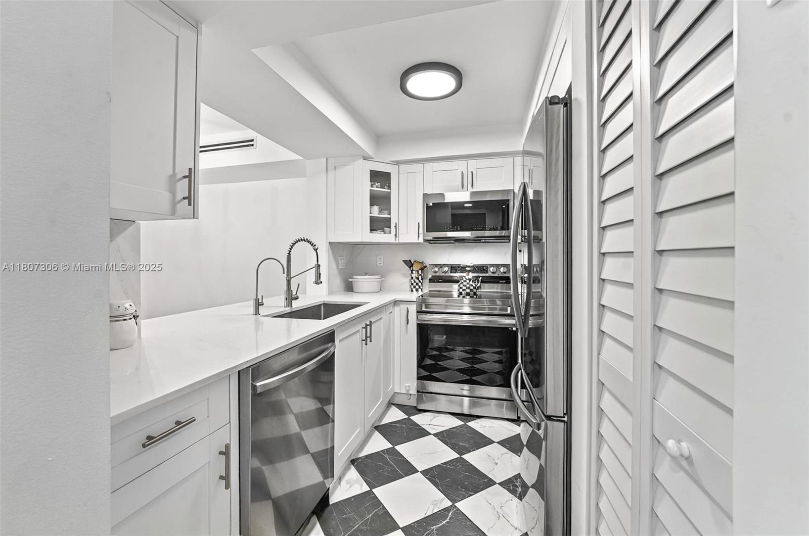 Property for Sale at 2075 Sw 122nd Ave 517, Miami, Broward County, Florida - Bedrooms: 2 
Bathrooms: 2  - $309,900