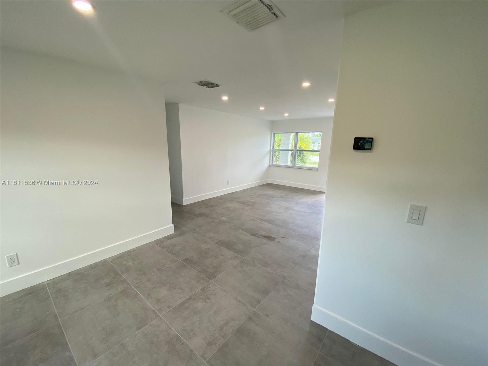 SHERATON PLAZA UNIT 4 REP - Residential Lease