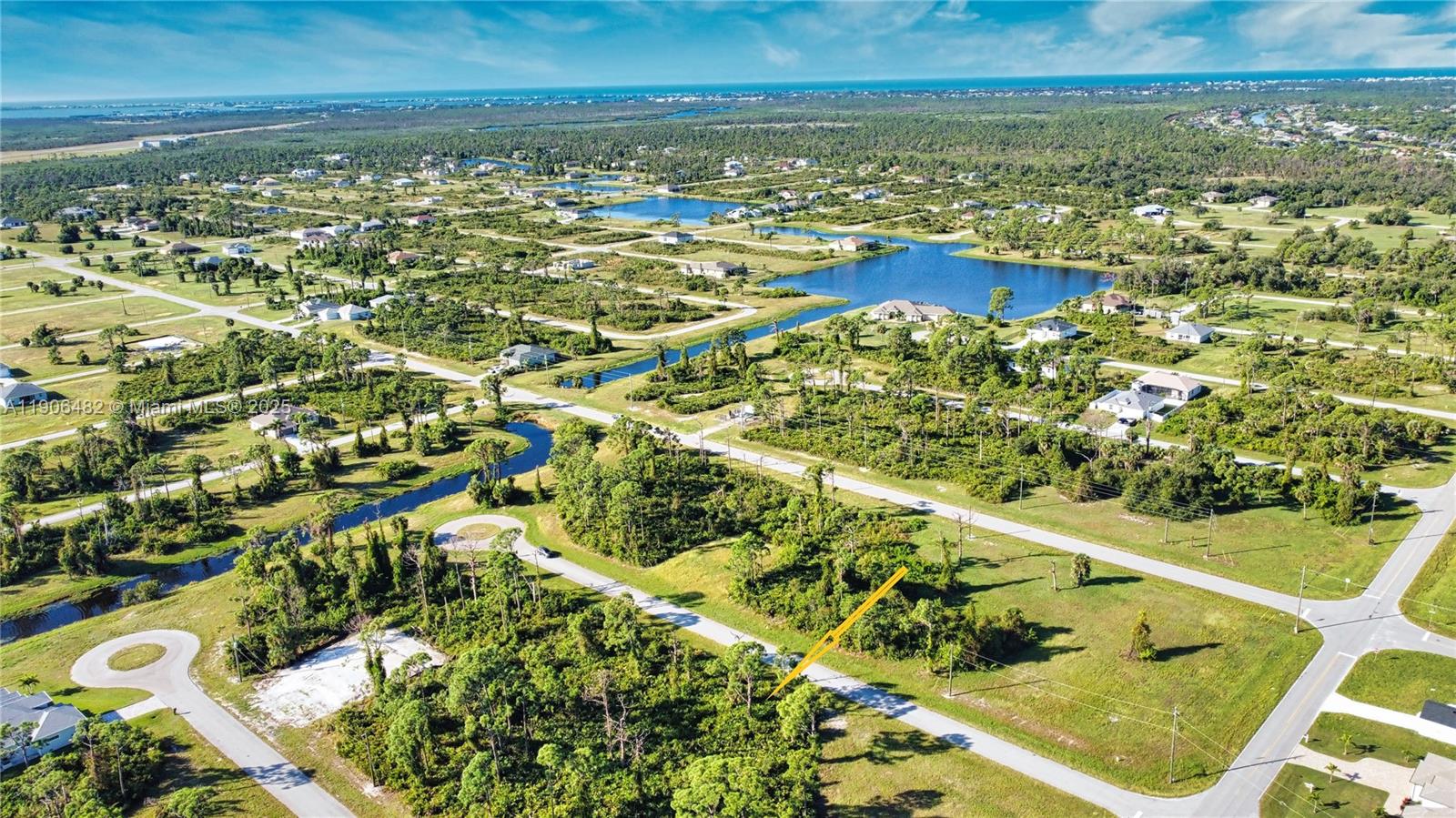 Rotonda Sands - Land