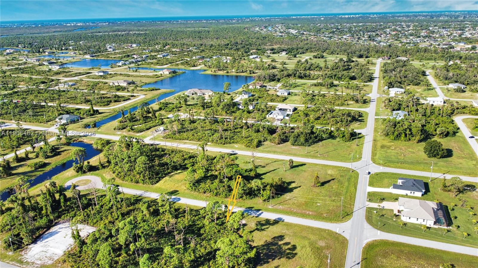 Rotonda Sands - Land