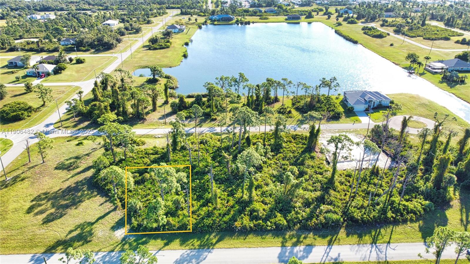 Rotonda Sands - Land