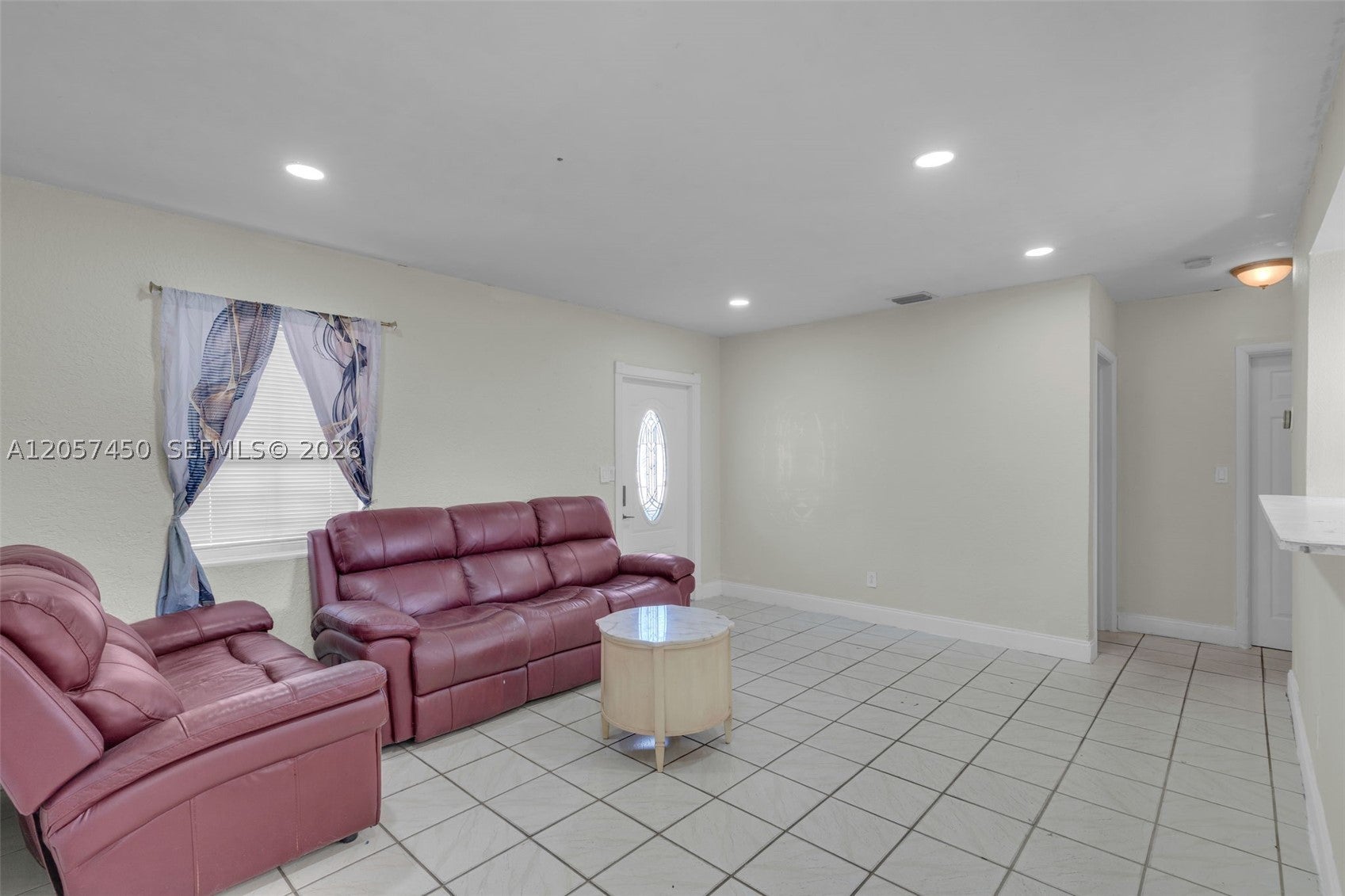 1207 Chateau Park Dr