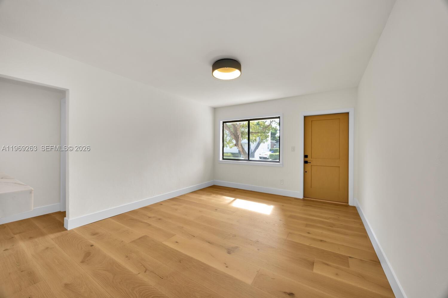 GABLES MANOR SUB - Residential Lease