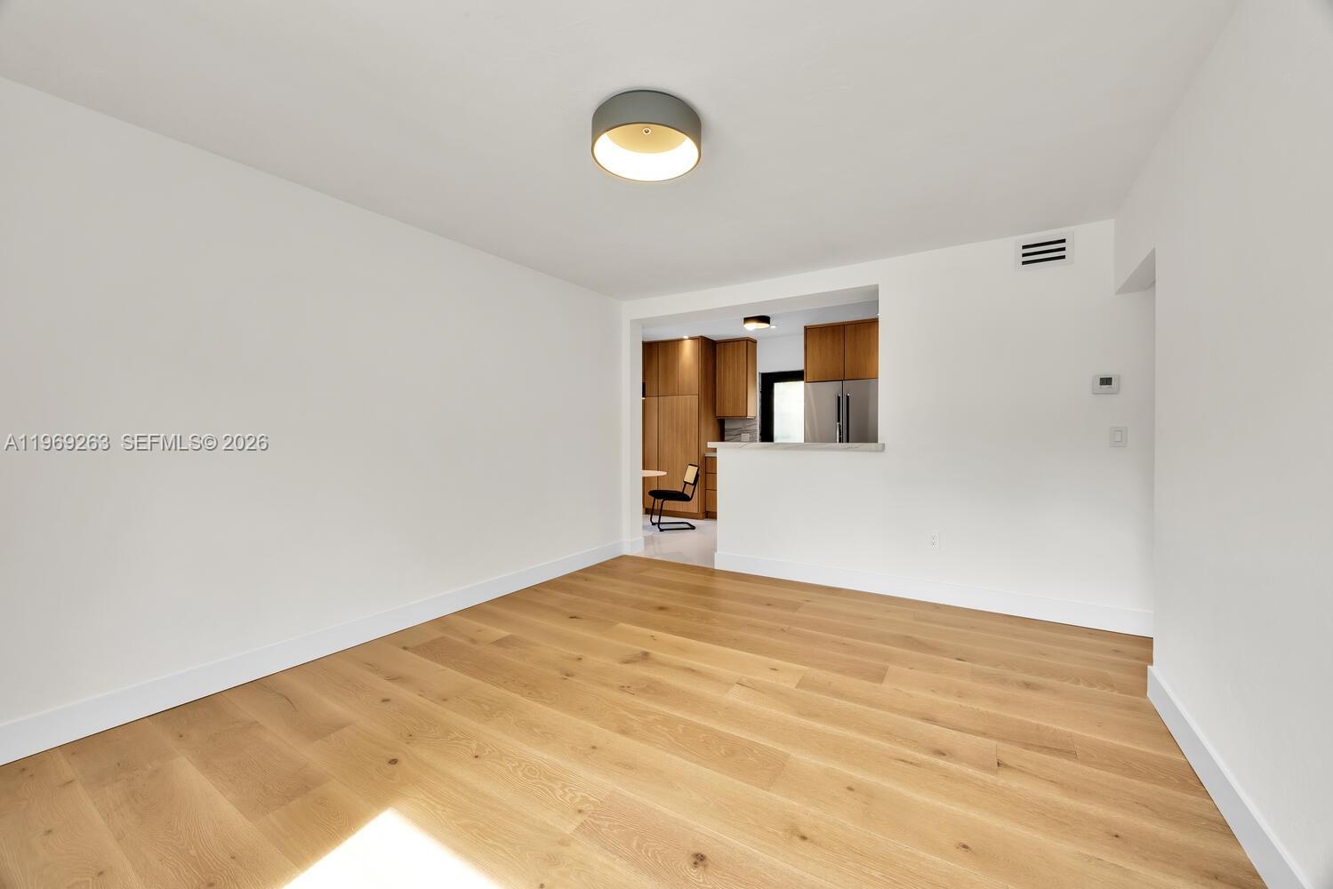 GABLES MANOR SUB - Residential Lease