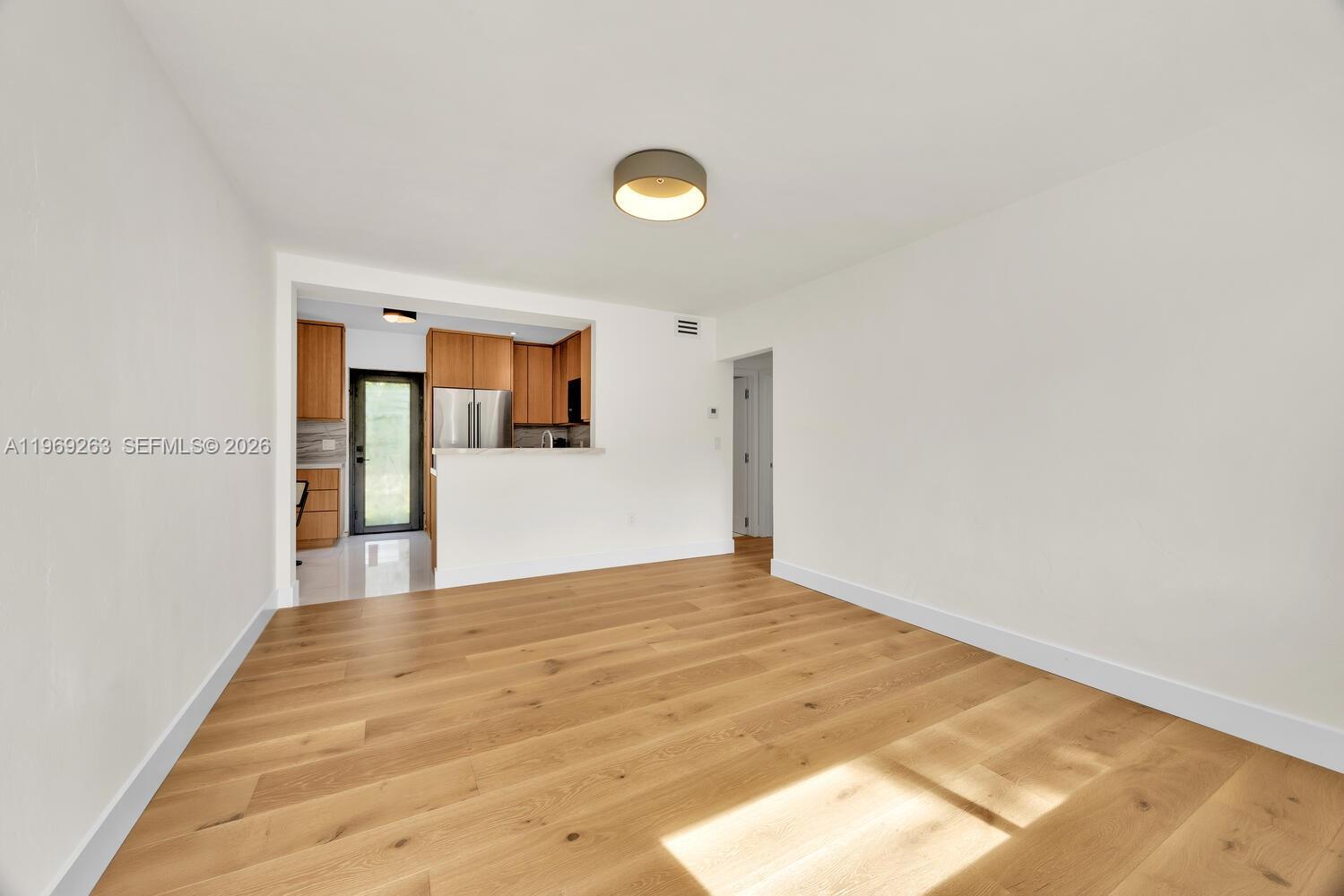 GABLES MANOR SUB - Residential Lease