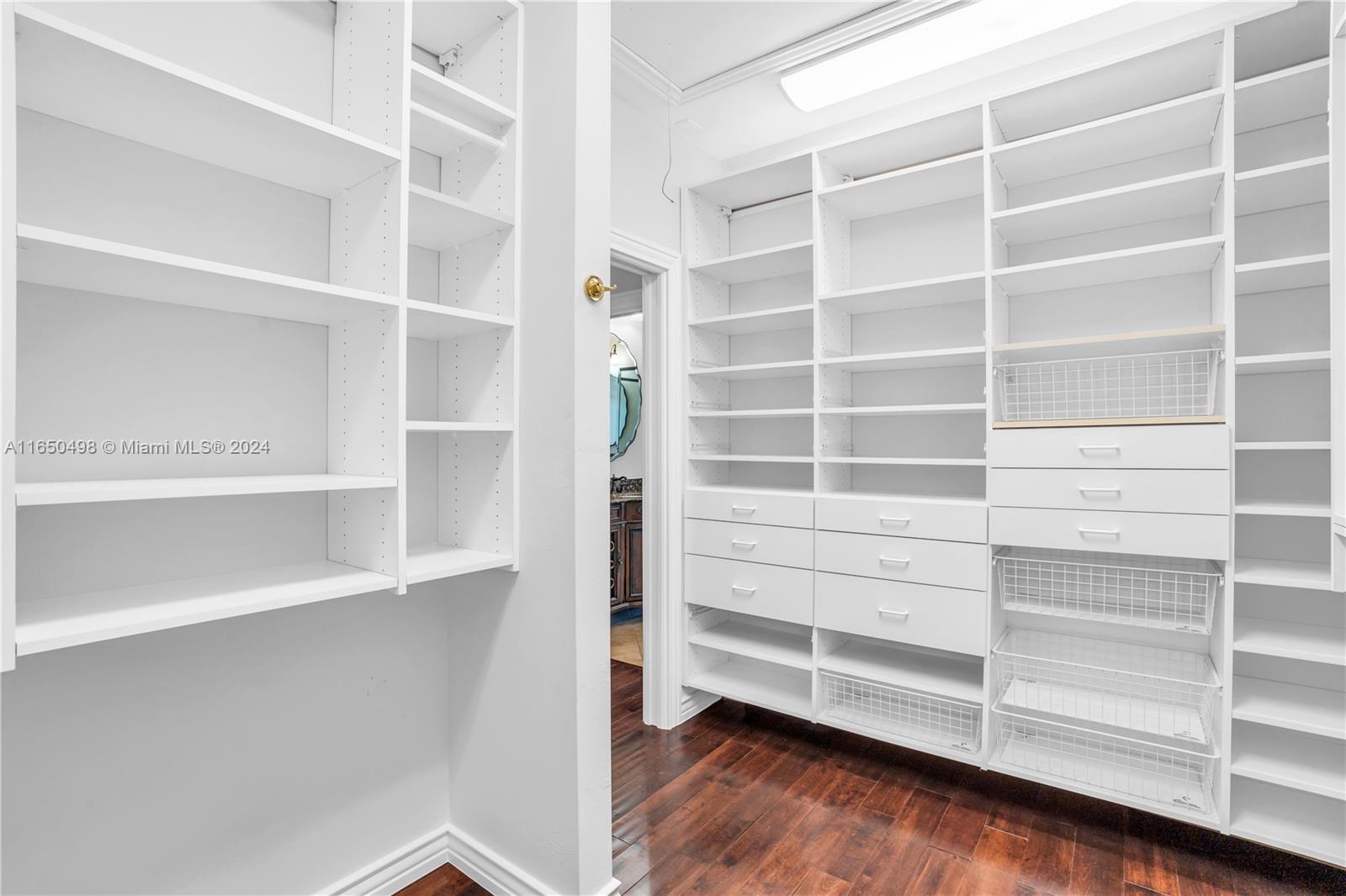 BUTTONWOOD HARBOR - Residential