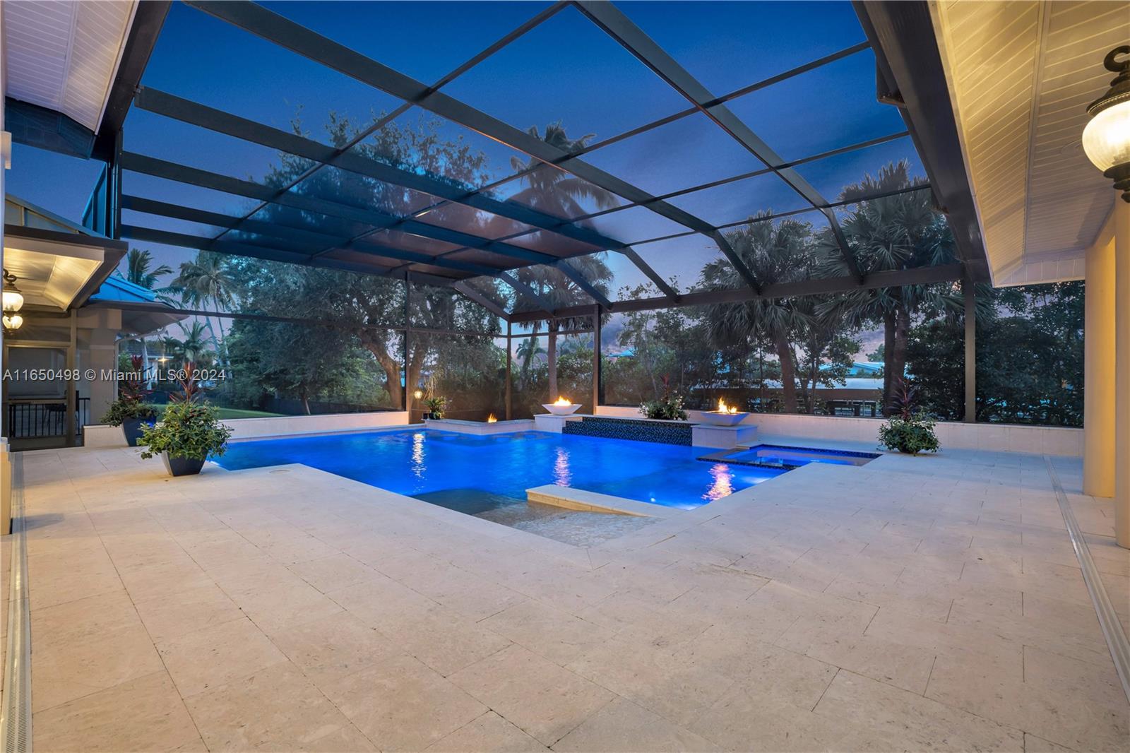 BUTTONWOOD HARBOR - Residential