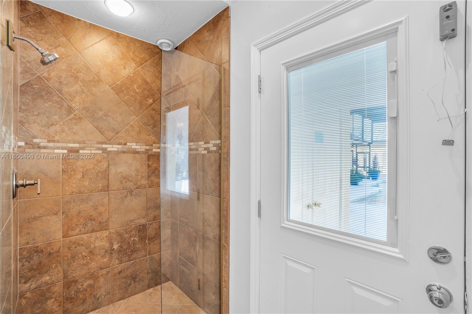 BUTTONWOOD HARBOR - Residential