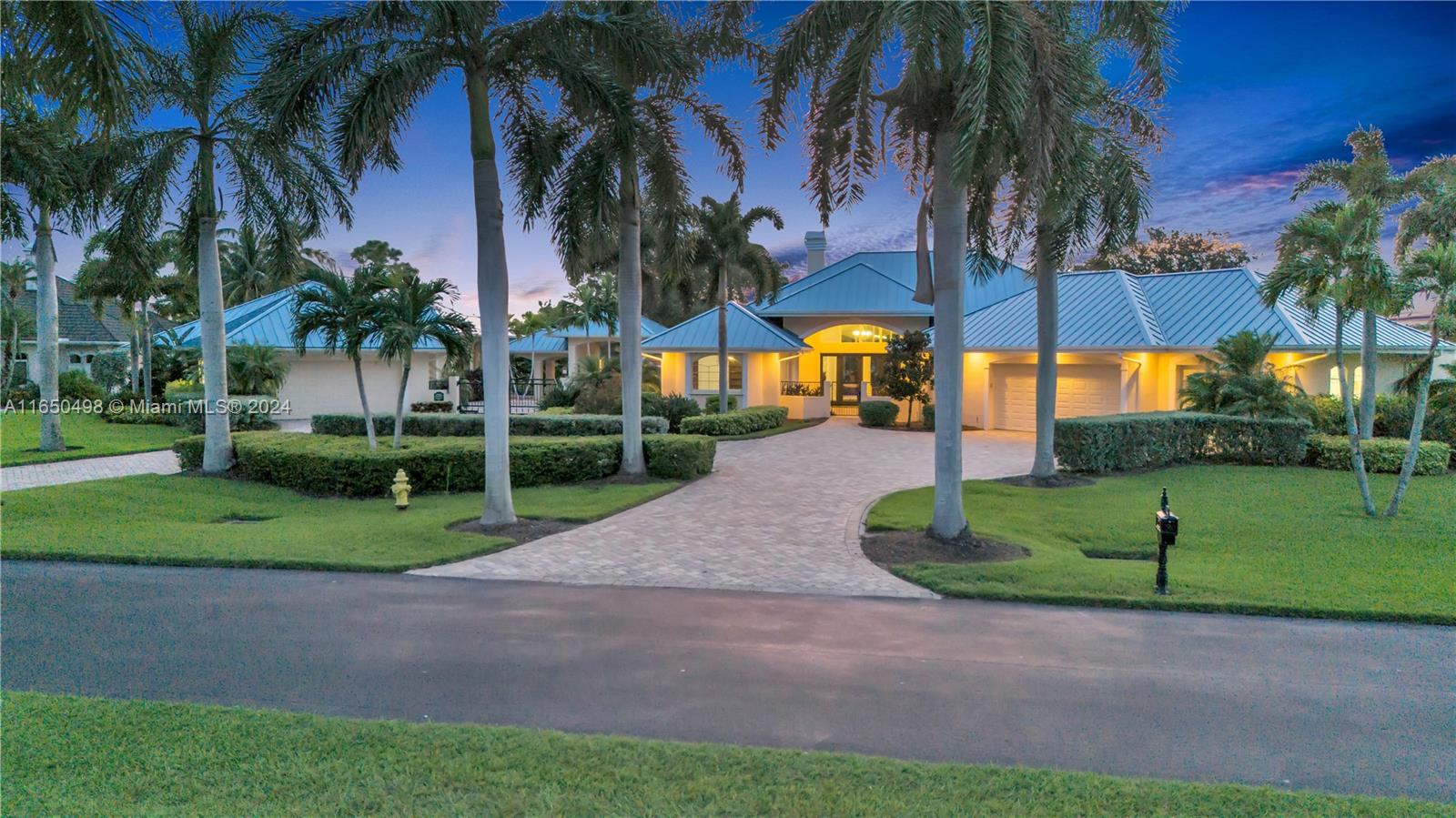 BUTTONWOOD HARBOR - Residential