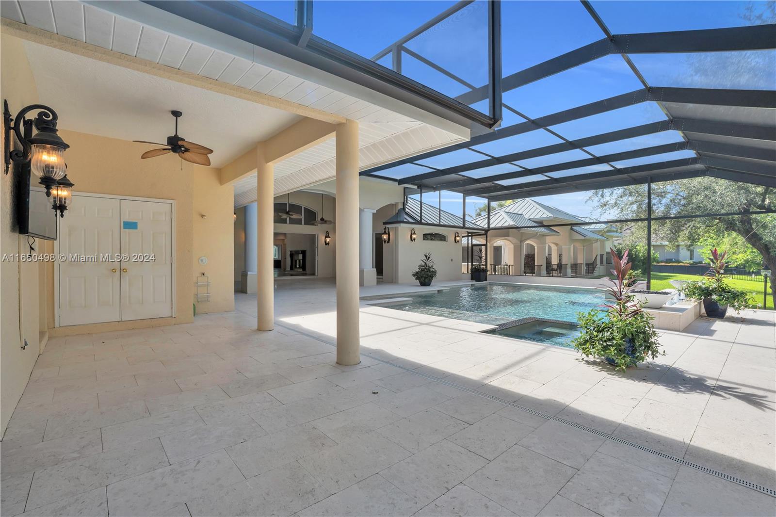 BUTTONWOOD HARBOR - Residential