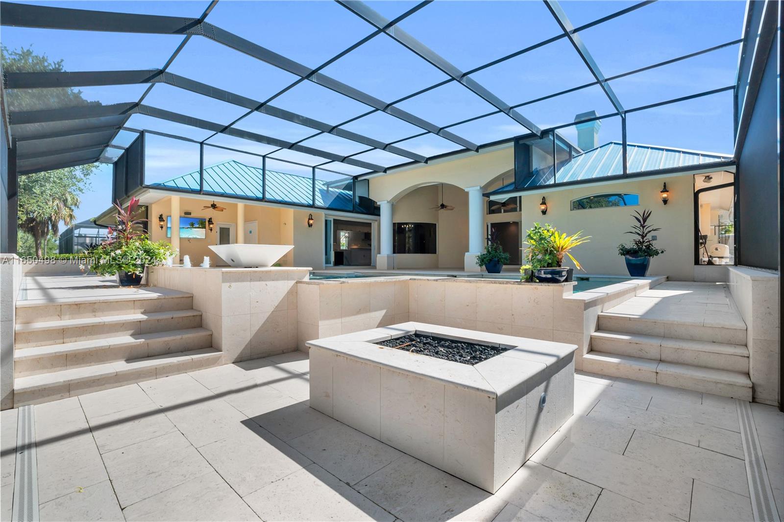 BUTTONWOOD HARBOR - Residential