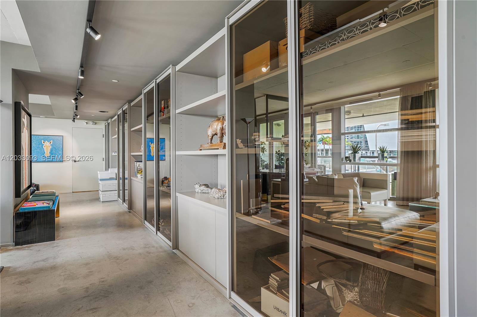 888 Biscayne Blvd CU8B