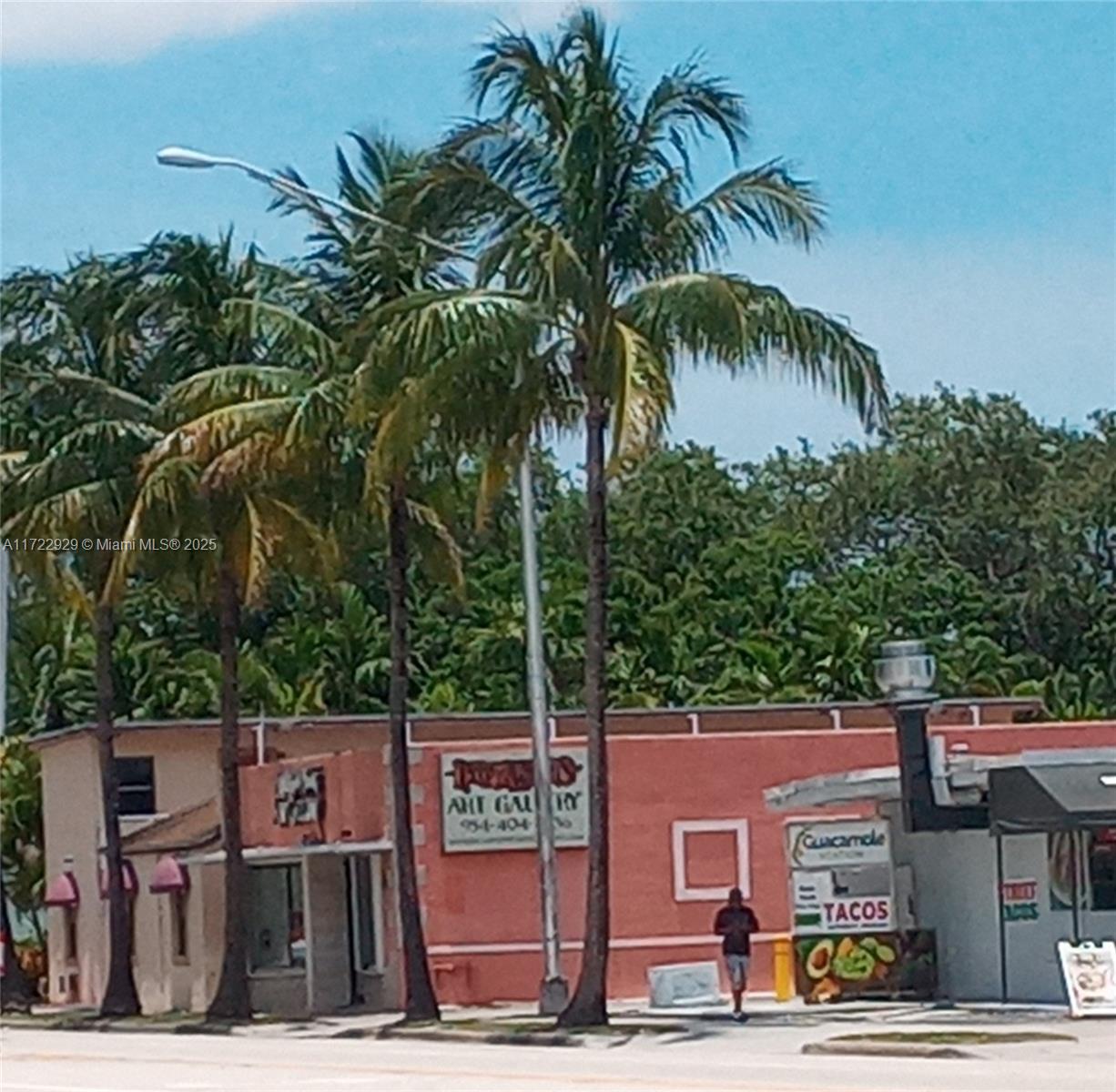 Property is has excellent frontage on US1/Federal Hwy. Hreat site for retail or resturant or to assemble for larger development
Project...Please call prefered listing contact for any further questions or showings