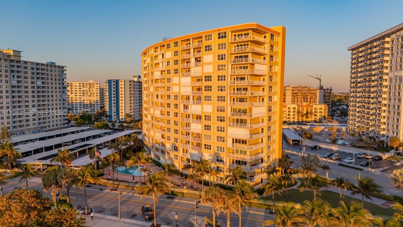 BERMUDA HOUSE CONDOMINIUM - Residential