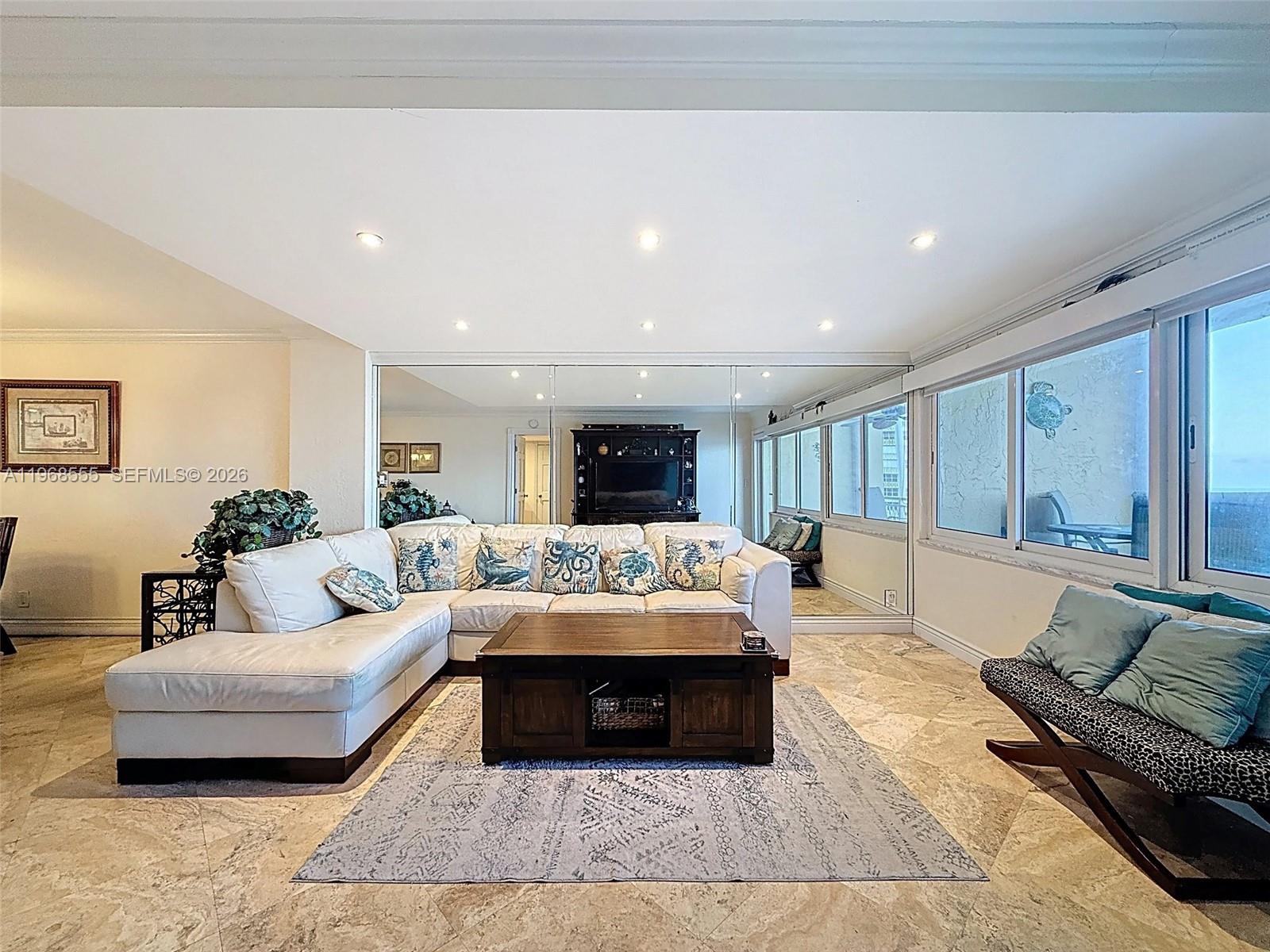 BERMUDA HOUSE CONDOMINIUM - Residential