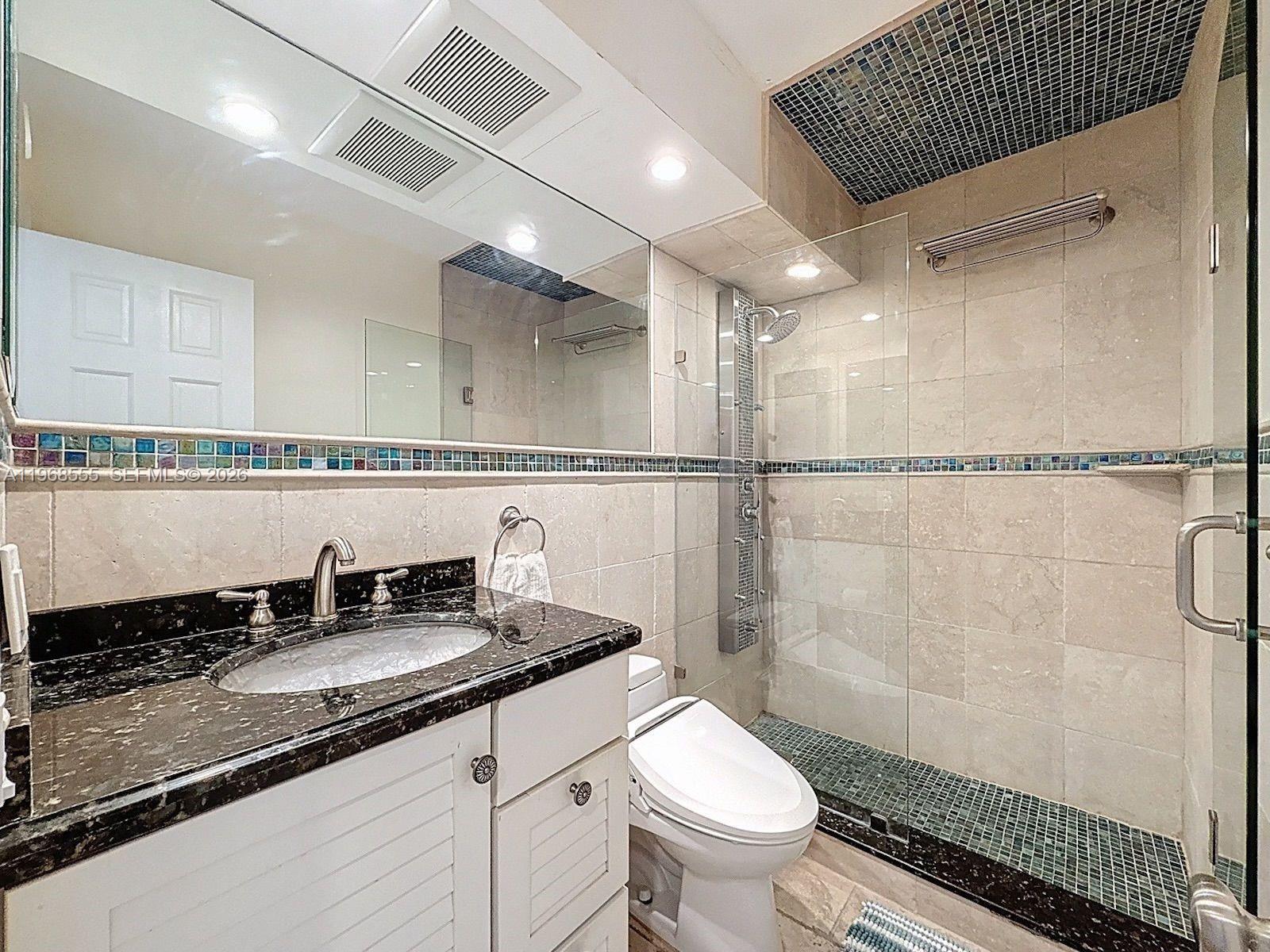 BERMUDA HOUSE CONDOMINIUM - Residential