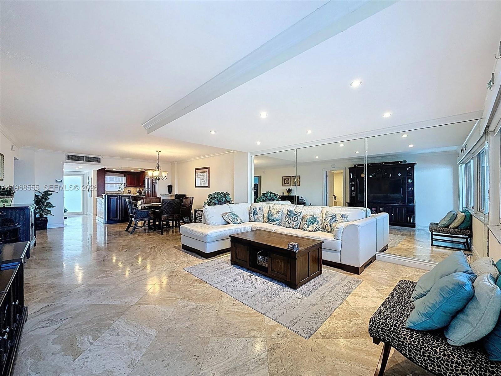 BERMUDA HOUSE CONDOMINIUM - Residential