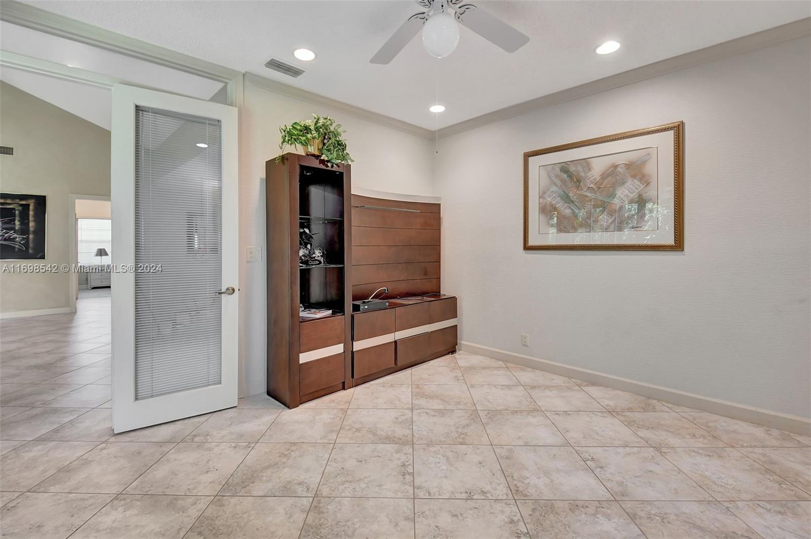 SOUTHWINDS AT BOCA POINTE - Residential