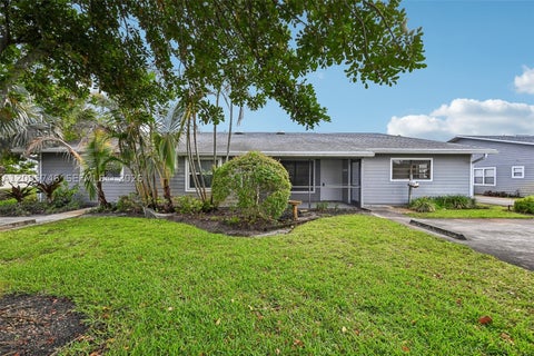 Photo of 9095 SE Hobe Ridge Ave, Hobe Sound, FL 33455 (MLS # A12095746)