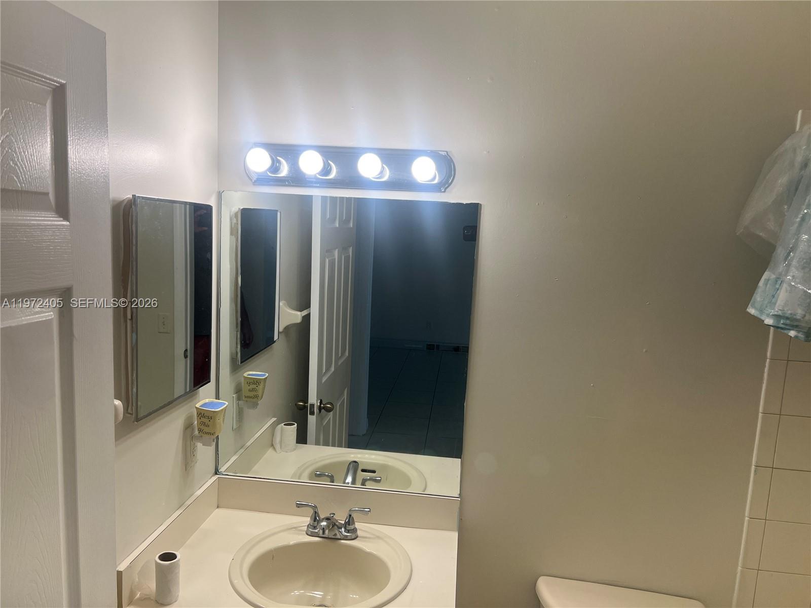 MOWRY VILLAS - Residential