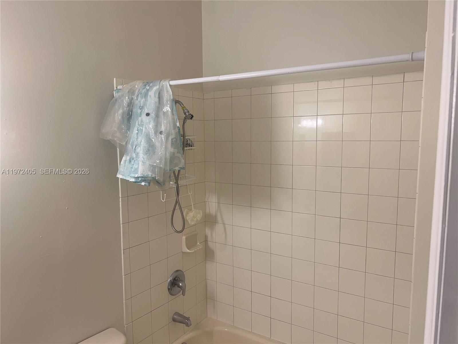 MOWRY VILLAS - Residential