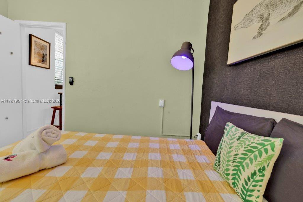 THE MANTELL CONDO - Residential