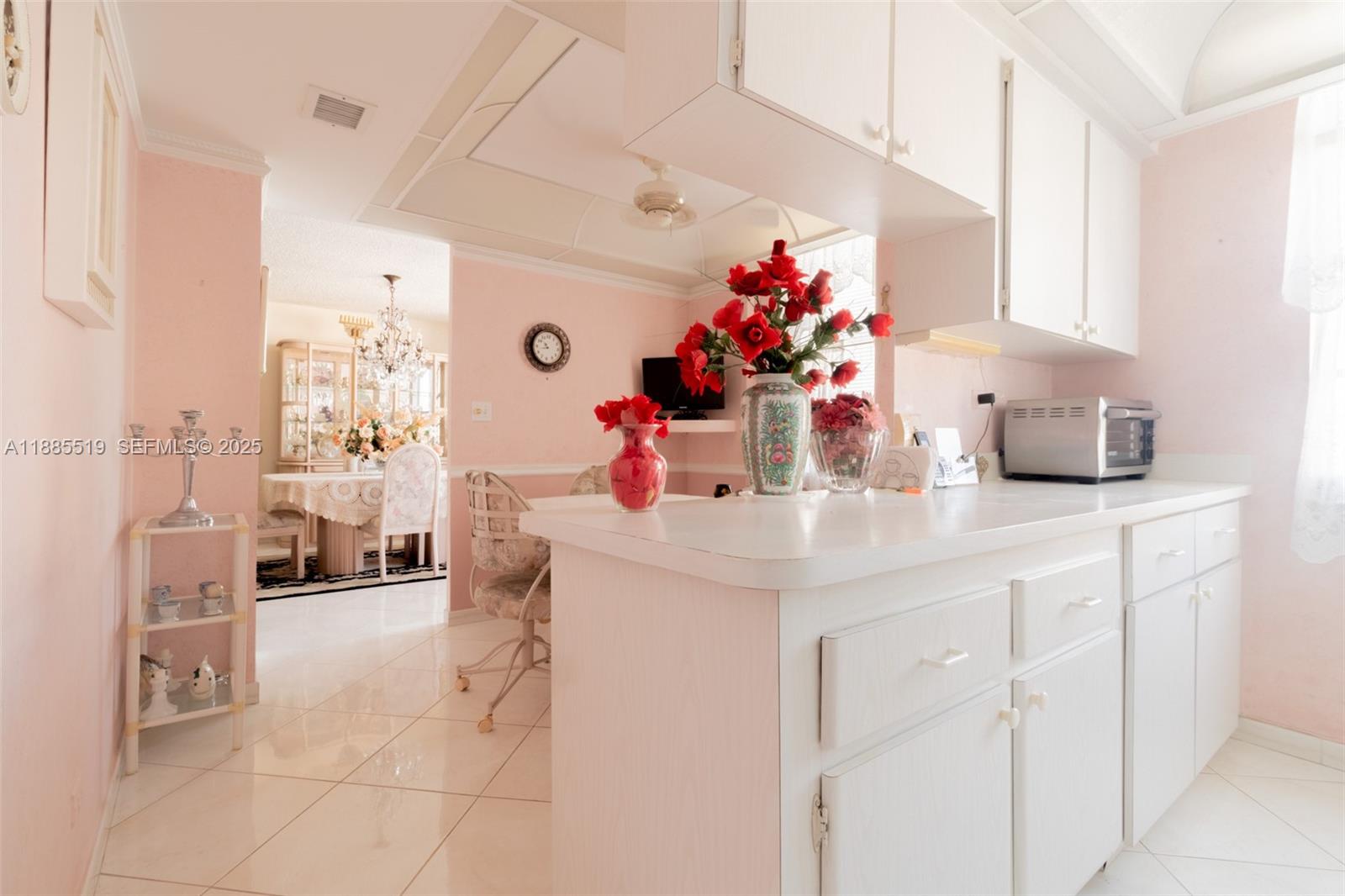 WINSTON TOWERS 100 CONDO - Residential