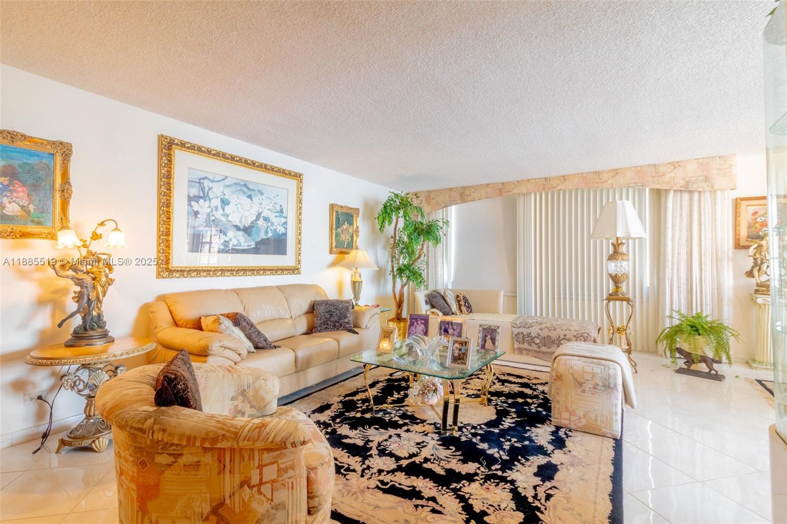 WINSTON TOWERS 100 CONDO - Residential