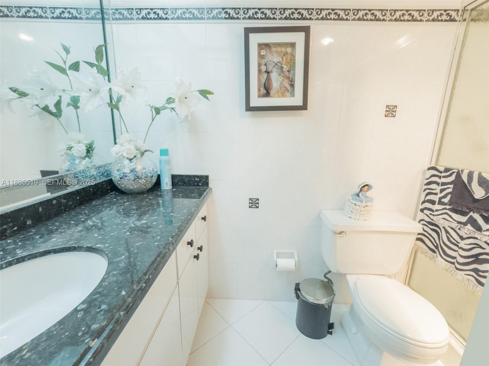 WINSTON TOWERS 100 CONDO - Residential