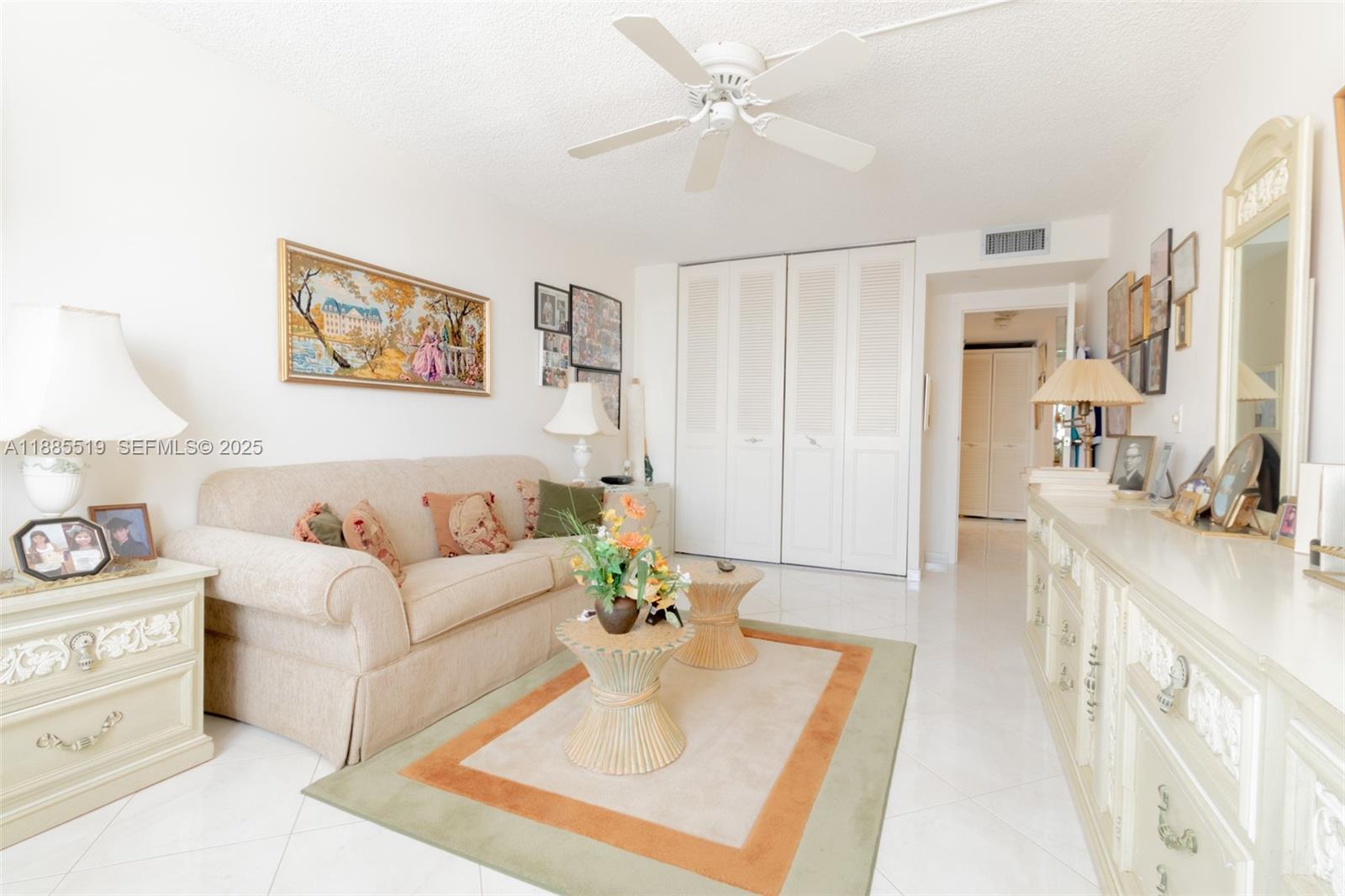 WINSTON TOWERS 100 CONDO - Residential