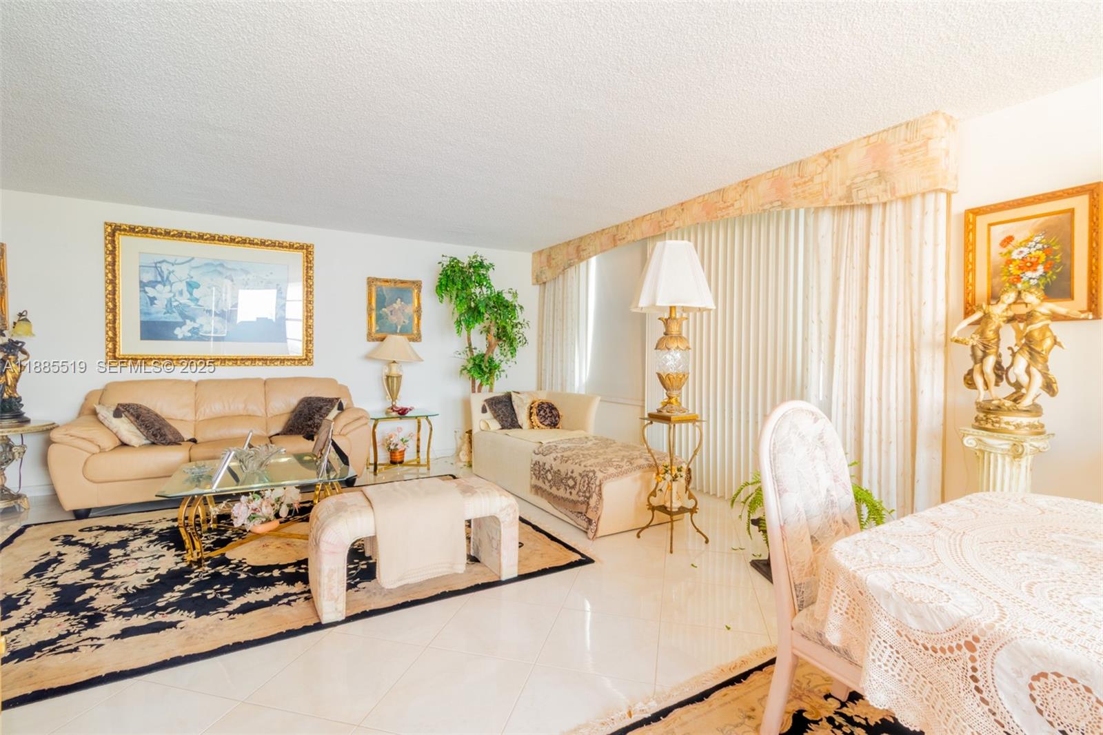 WINSTON TOWERS 100 CONDO - Residential