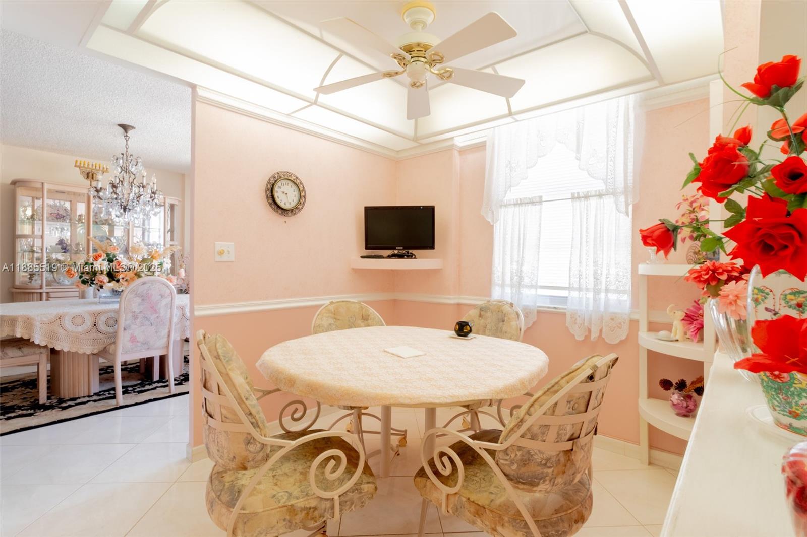 WINSTON TOWERS 100 CONDO - Residential