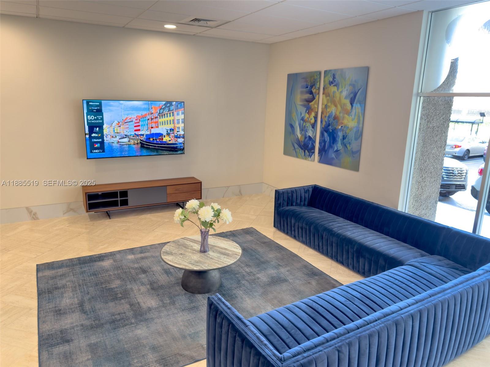 WINSTON TOWERS 100 CONDO - Residential