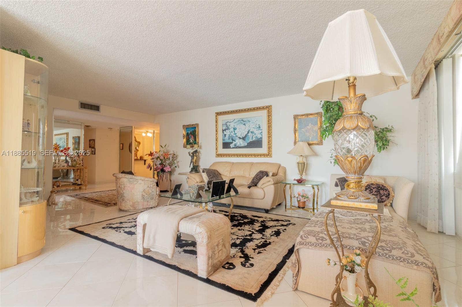 WINSTON TOWERS 100 CONDO - Residential